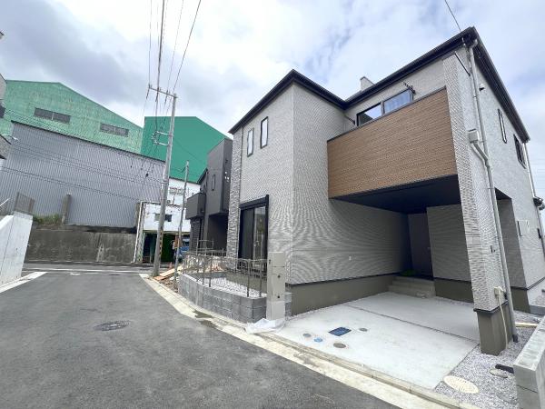 横浜市戸塚区上矢部町 戸建 前面道路含む現地写真