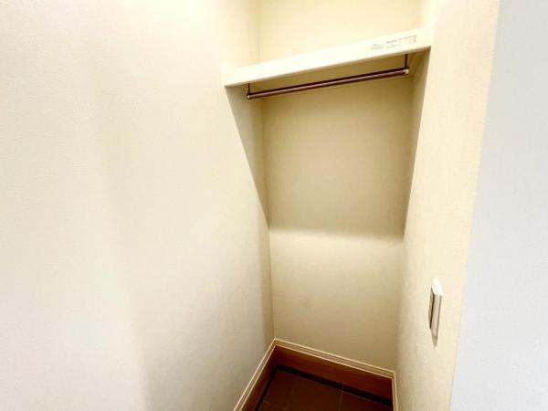 柏市酒井根 戸建て 玄関