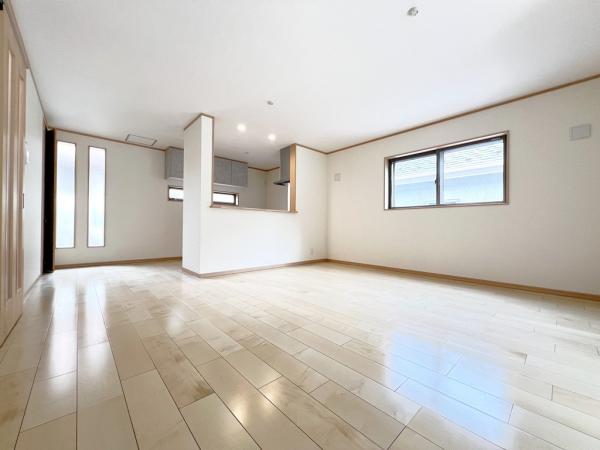 藤沢市大鋸 戸建 リビングダイニング