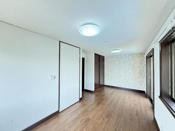 横浜市金沢区富岡東６丁目 中古戸建 収納