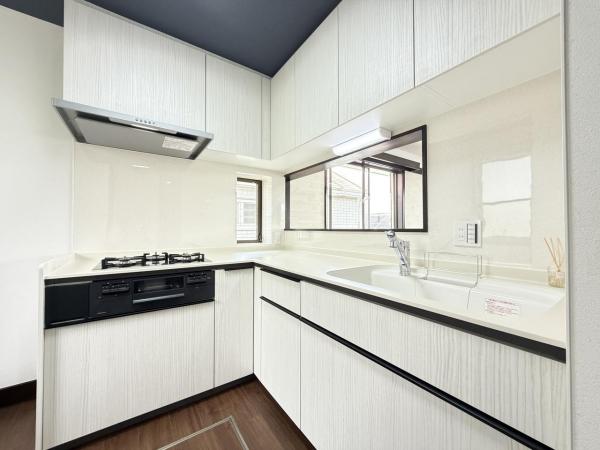 横浜市金沢区富岡東６丁目 中古戸建 キッチン
