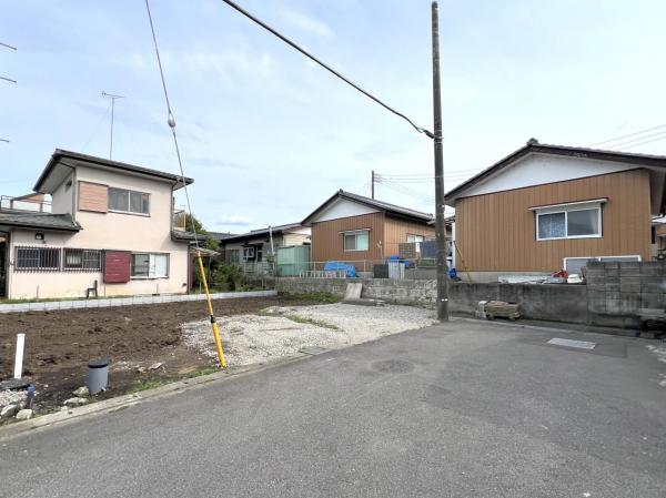 宇都宮市御幸ケ原町 戸建 前面道路含む現地写真