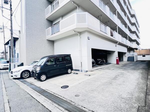 エクセル橋本南 駐車場