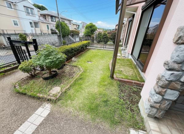 中郡二宮町緑が丘３丁目 中古戸建 庭