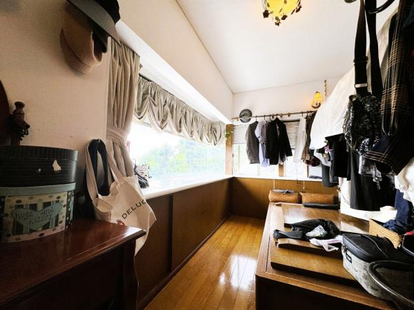 中郡大磯町石神台２丁目 中古戸建 洋室