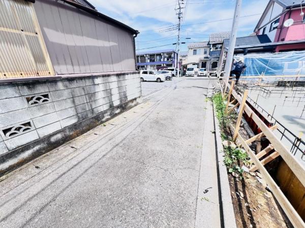福生市熊川01期 前面道路含む現地写真