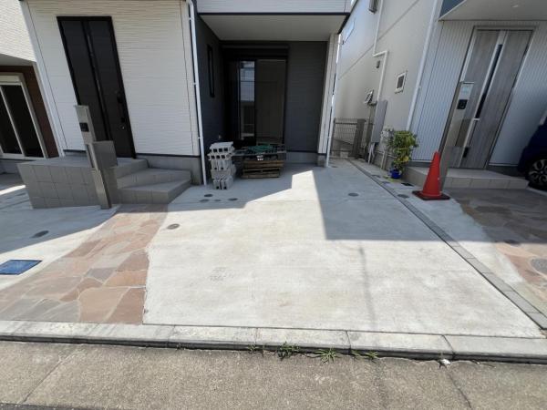 横浜市旭区上川井町 中古戸建 駐車場