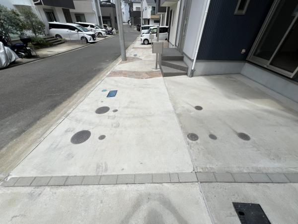 横浜市旭区上川井町 中古戸建 駐車場