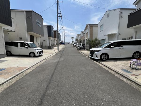 横浜市旭区上川井町 中古戸建 前面道路含む現地写真