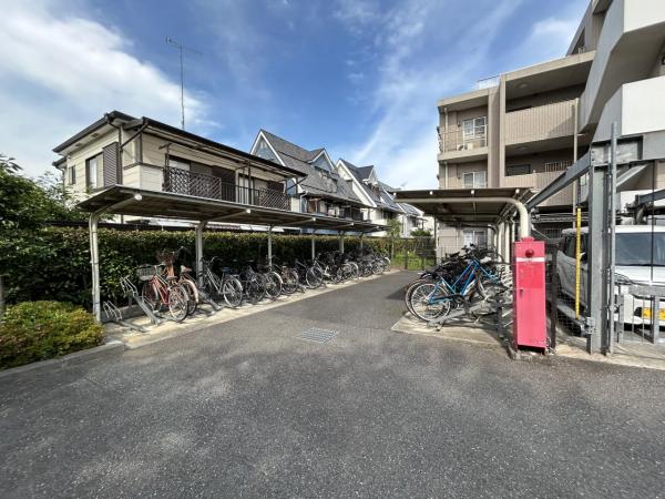 リュール川越 駐輪場