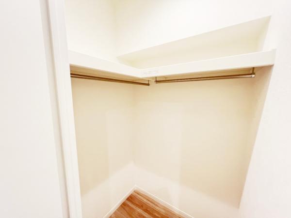 セレナハイム立川スクエアコート ウォークインクローゼット