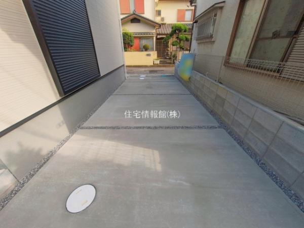 草加市青柳 