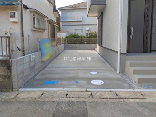 草加市青柳 