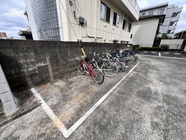 クオーレ相武台 駐輪場