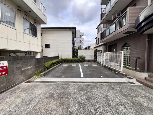 クオーレ相武台 敷地内駐車場