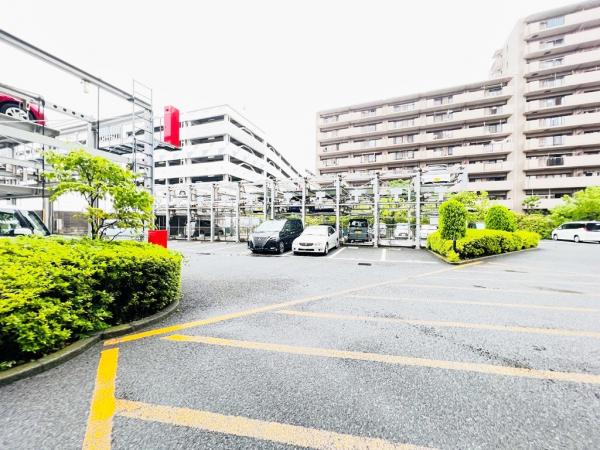 ベルドゥムール海老名弐番館 敷地内駐車場