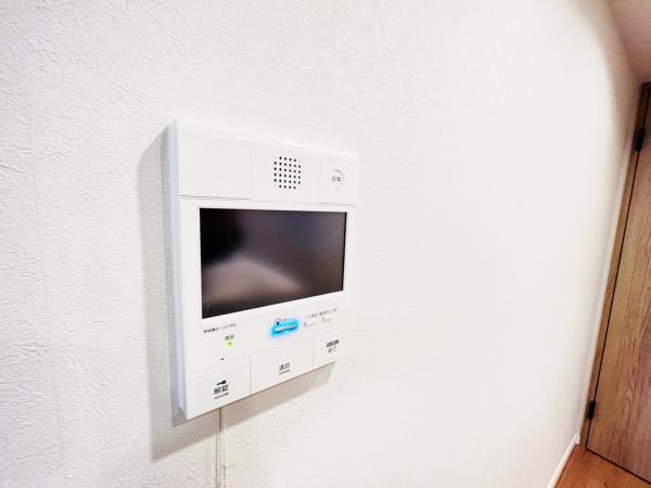 ベルドゥムール海老名弐番館 TVモニター付きインターフォン