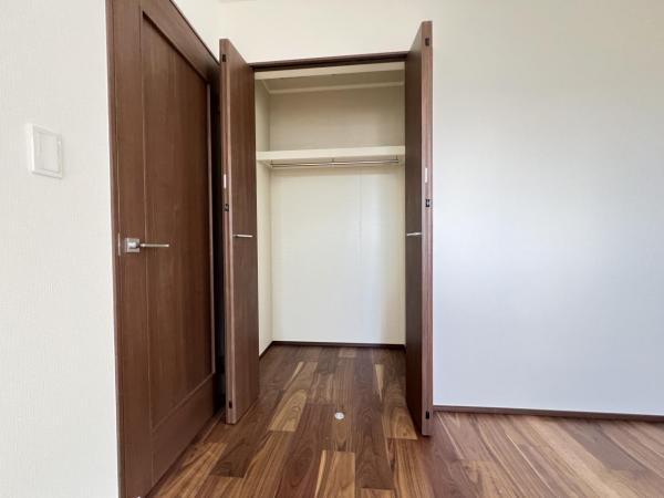 藤沢市湘南台６丁目 戸建 収納