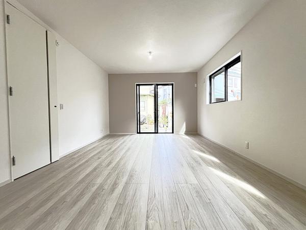 茅ヶ崎市出口町 戸建 リビング