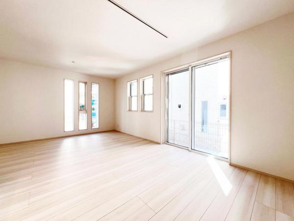 新築戸建 横浜市港北区鳥山町 JR横浜線小机駅 6,480万円