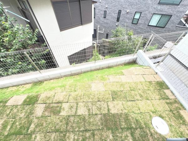 藤沢市本藤沢３丁目 戸建 庭