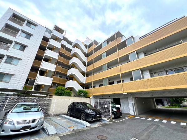 ライオンズ府中武蔵野台 敷地内駐車場