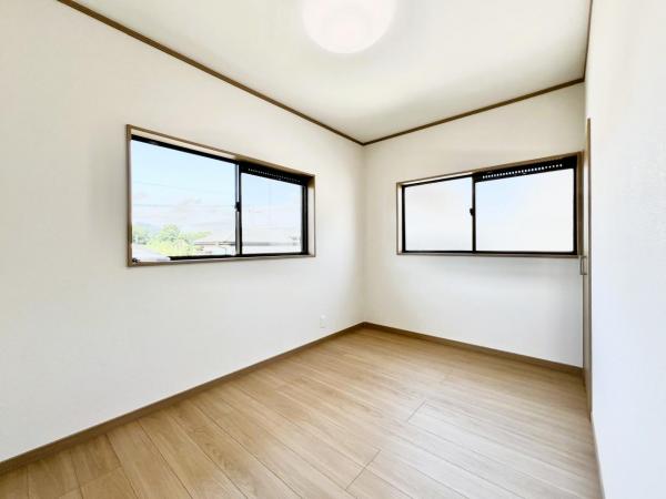 秦野市南矢名 中古戸建 洋室