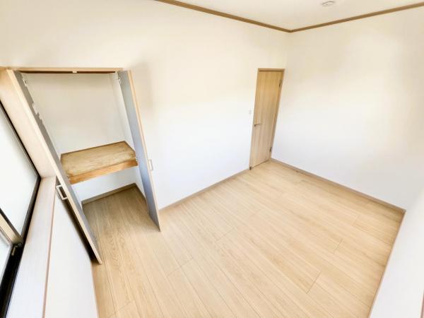 秦野市南矢名 中古戸建 収納