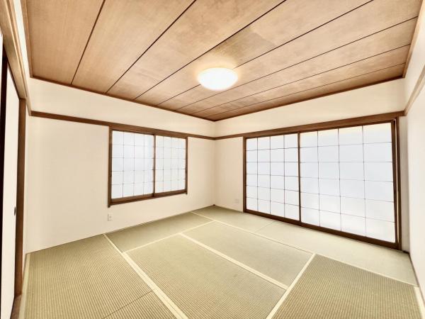 秦野市南矢名 中古戸建 寝室