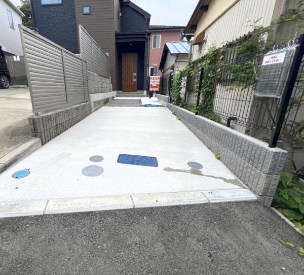 横浜市栄区飯島町 戸建 駐車場