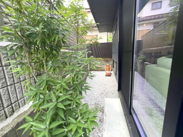 横浜市栄区飯島町 戸建 庭