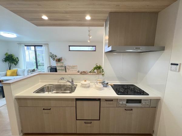 横浜市栄区飯島町 戸建 キッチン