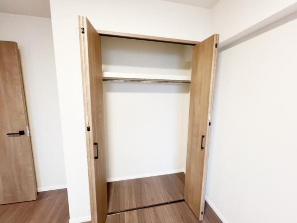 タウンズ八王子センタークレスト 洋室