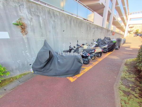 ライオンズヒルズ本郷台伍番館 