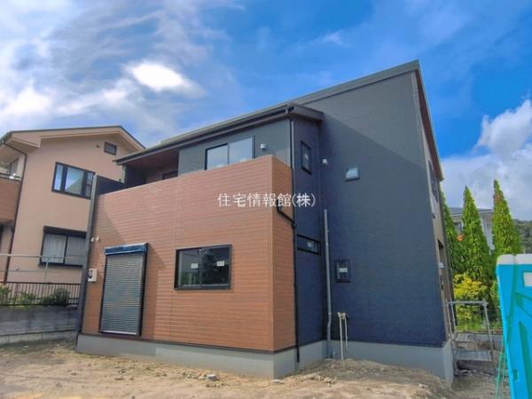 新築戸建 神奈川県横浜市金沢区釜利谷西４丁目16-3 京急本線金沢文庫駅 7,180万円