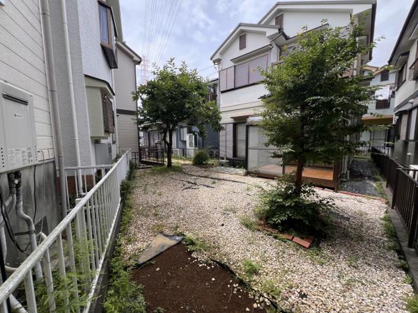 横浜市泉区中田西４丁目 中古戸建 庭