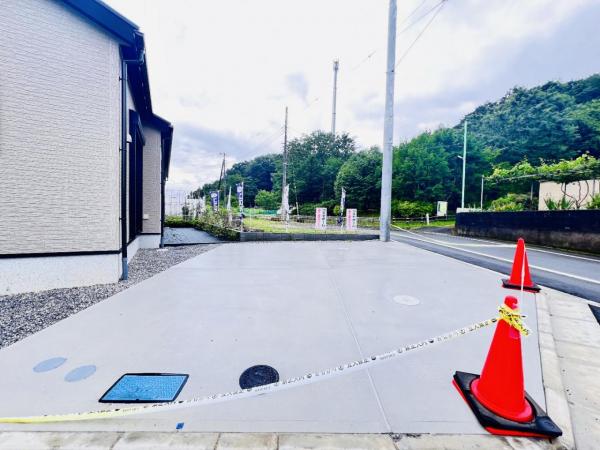 西多摩郡瑞穂町高根第１期　戸建 駐車場