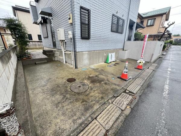 川越市かすみ野２丁目 中古戸建 駐車場