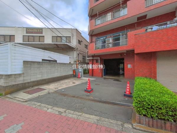 シャンボール志村坂上 