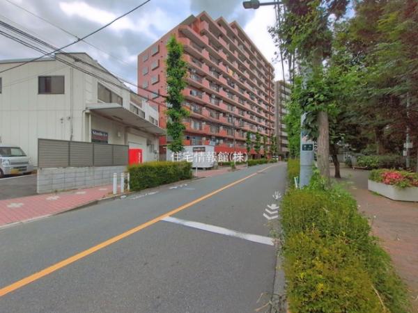 シャンボール志村坂上 