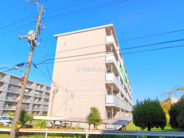上郷西ケ谷団地12号棟 