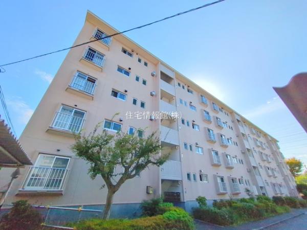 上郷西ケ谷団地12号棟 