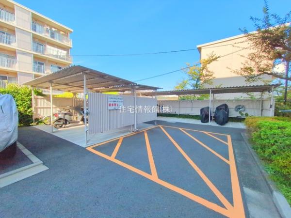 上郷西ケ谷団地12号棟 