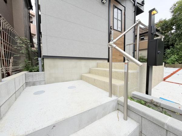 千葉市若葉区若松町 玄関