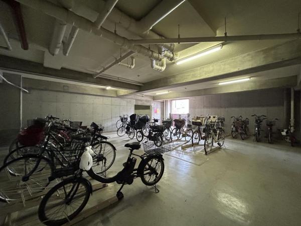 レクセルマンション若葉 第2 駐輪場