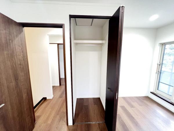 柏市根戸 中古戸建 収納