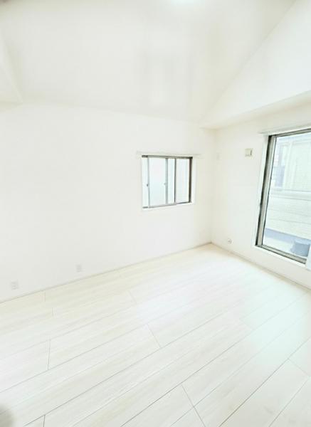 さいたま市見沼区大字南中丸 中古戸建 子供部屋
