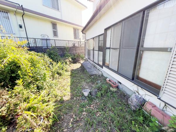 中郡二宮町富士見が丘２丁目 中古戸建 庭