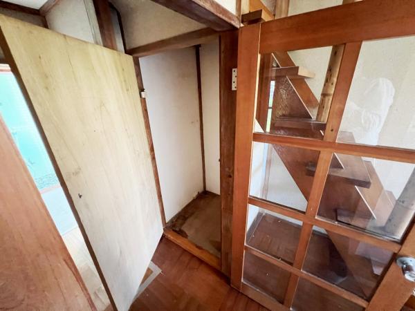 中郡二宮町富士見が丘２丁目 中古戸建 収納