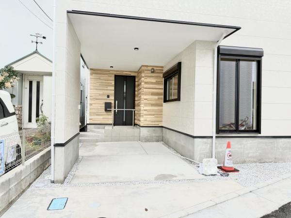 高座郡寒川町岡田６丁目 戸建 駐車場